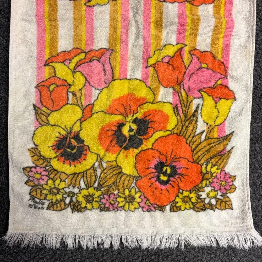 Vintage California Floral Pansy Hand Kitchen Towel Fringe
